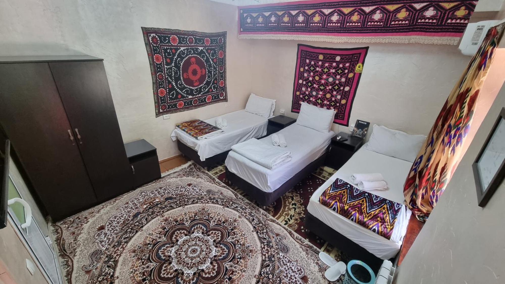 Hotel Registon Zargaron Samarkand Room photo